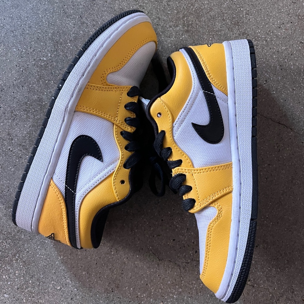 Air Jordan 1 low top laser orange